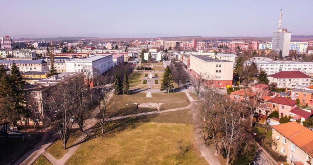 Námestie SNP Partizánske Park Jana Antonína Baťu