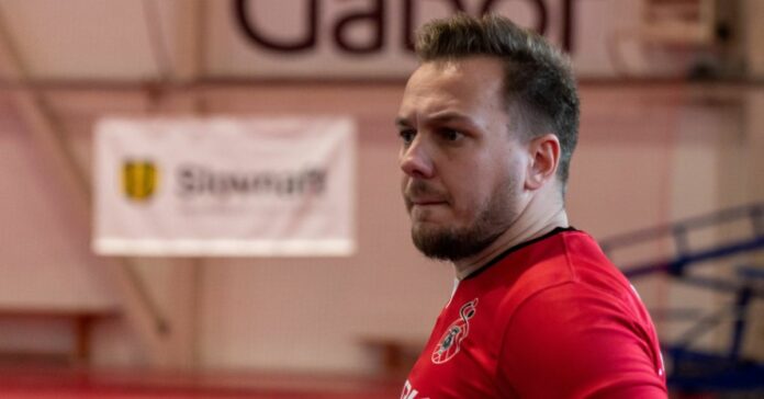 Milan Adi tréner HK Slávia Partizánske