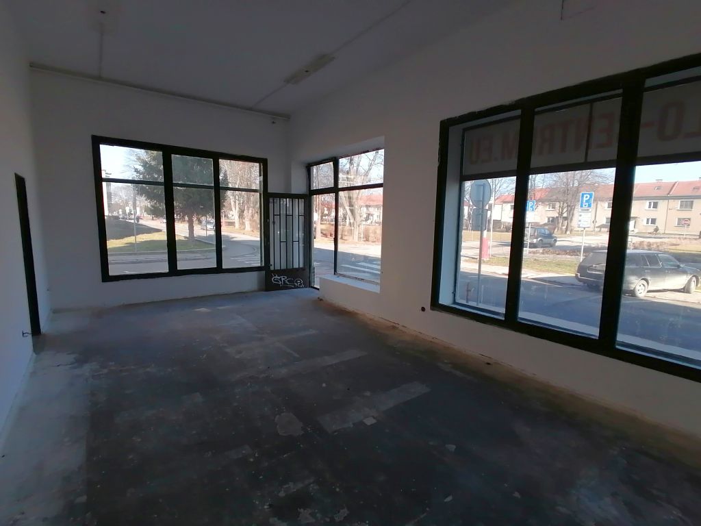 polyfunkcna budova kostol namestie snp nebytove priestory